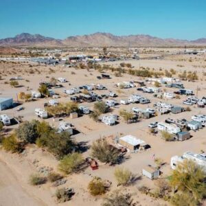 What’s It Like Van Camping in Quartzsite, Arizona?